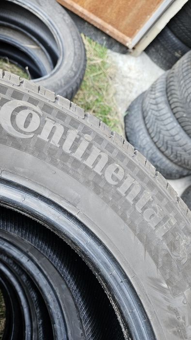 4бр гуми 235 65 16С дот 22 континентал continental