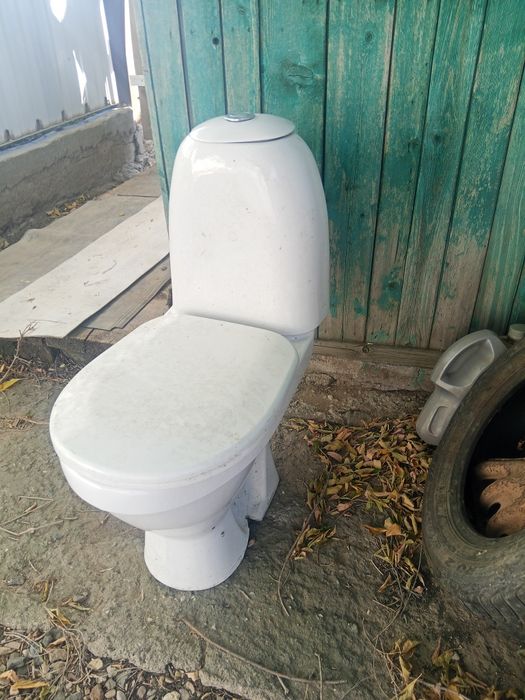 Продам.      унитаз
