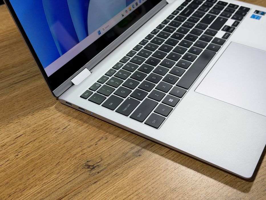 Samsung Galaxy Book 2 Pro коробка,стилус