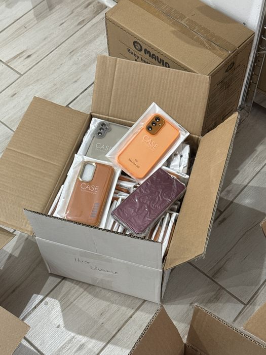 MEGA LOT 150 Accesorii GSM (Huse originale Apple incluse) - Oportunitate