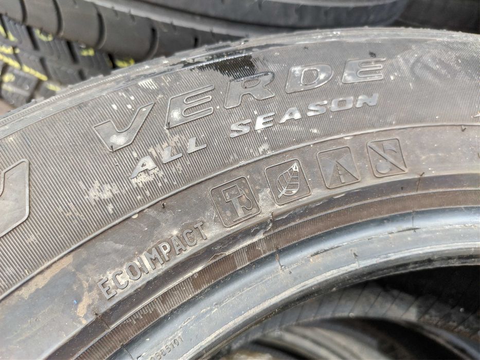 2бр Всесезонни гуми 215 65 17 - Pirelli