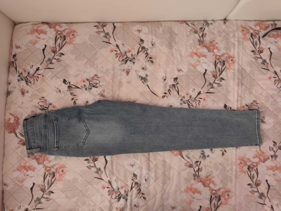 Дрехи за момиче - 11 - 13  год. (4 предложения)