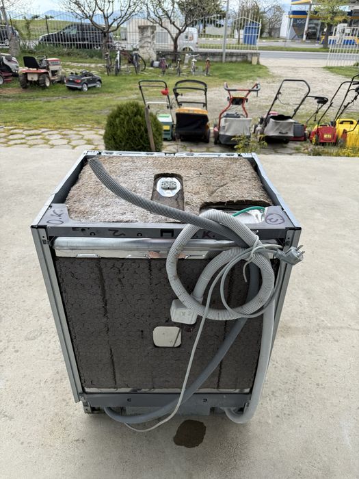 СЪдомиялна за вграждане AEG