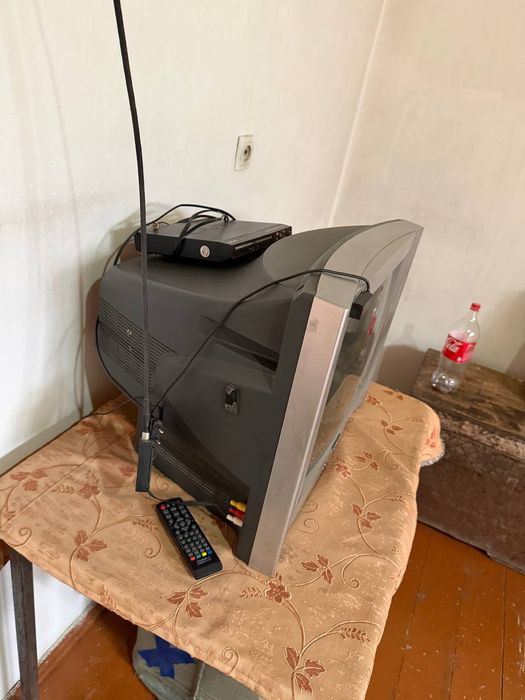 Televizorlar  sotiladi hammasi ishledi