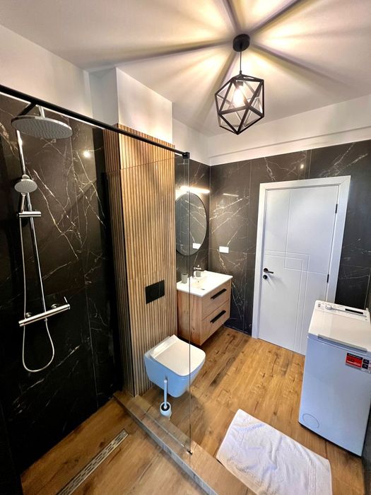 Inchiriez apartament regim hotelier  2 camere in bloc nou, Pipera nord