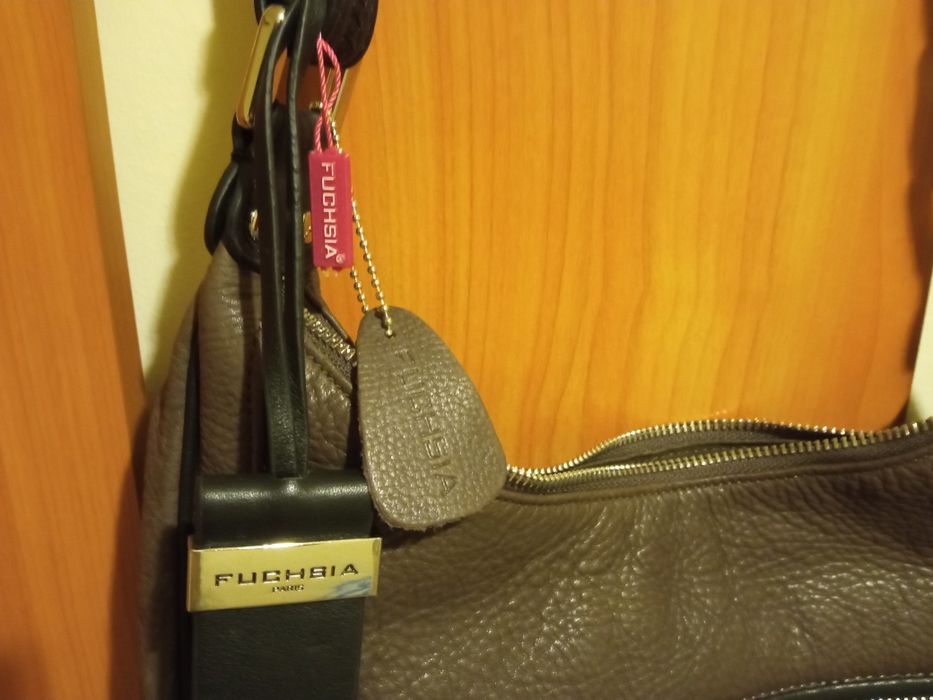 FUCHSIA-PARIS-Кожена маркова чанта.