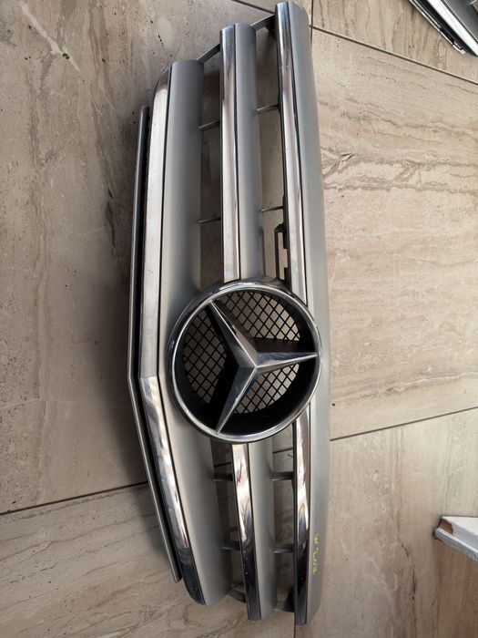 Декоративна решетка Мерцедес Е класа купе W207 Mercedes E klasa