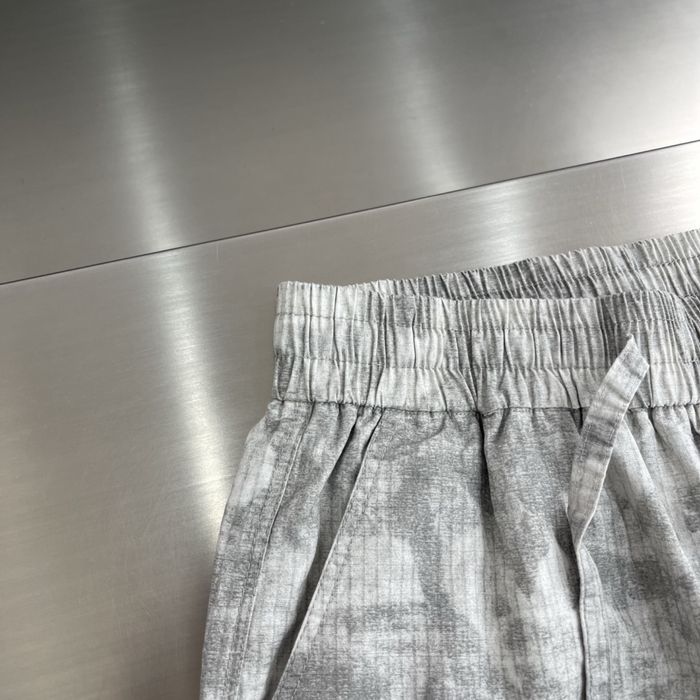 Blugi Balenciaga , calitate premium , pe comanda , noi , L