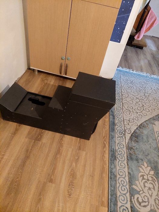 Подлокотник на Митсубиси Делику булку