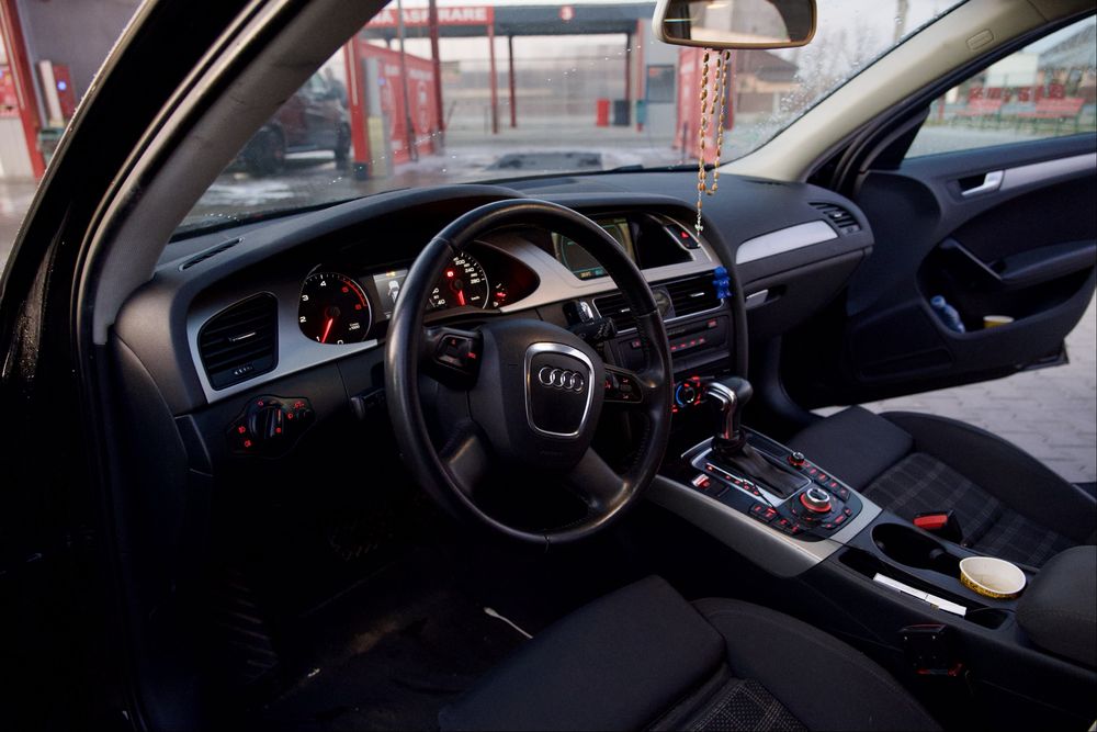Vand Audi A4 B8 2010 Automat
