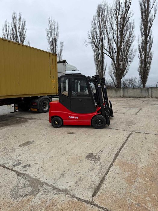 Stivuitor nou electric, cabina inchisa, AC, 2500kg, garantie, liza