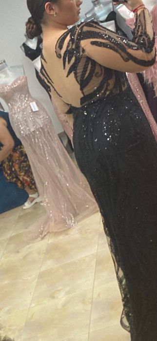 Черна бална рокля