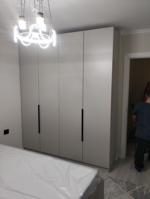 Сборщик мебели. Разобрать собрать починить мебель.