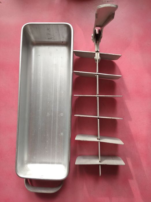 Ёмкость для заморозки льда.(Кубики льда)