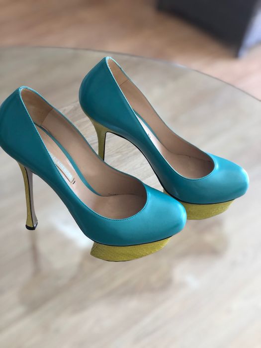 Pantofi-statement Nicholas Kirkwood. Nimic altceva de spus.