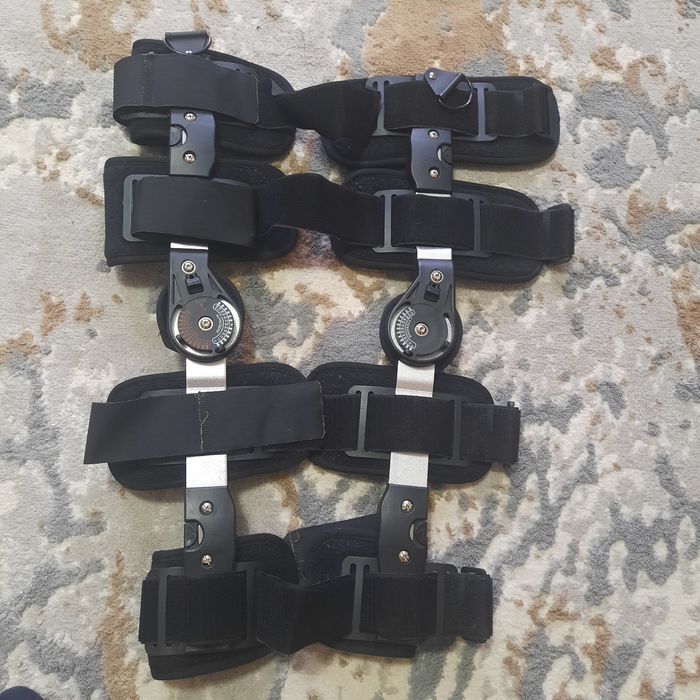 Туттор коленный 50000.