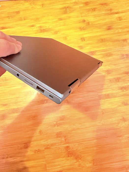 Laptop Lenovo X1 Yoga Gen 7 i7 1265U 32GB RAM, Privacy Display