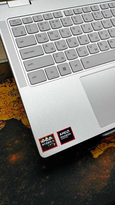 Noutbuk/Planshet-360' Lenovo Yoga 7/OLED Ekran/Ryzen 7 AI/1TR SSD