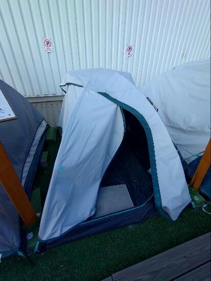 Cort de camping 2 locuri, Mh100 Fresh & - produs resigilat Decathlon