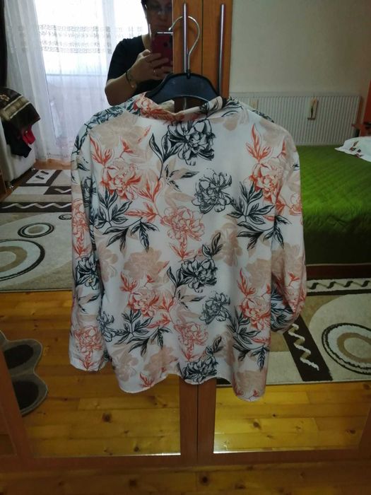 Bluza subțire cu mânecă lunga