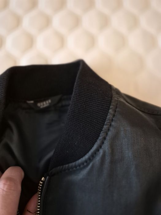 Geaca dama  Guess marimea L