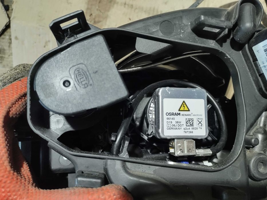 Фар Десен Porsche Cayenne 3.0D 92A/2012г