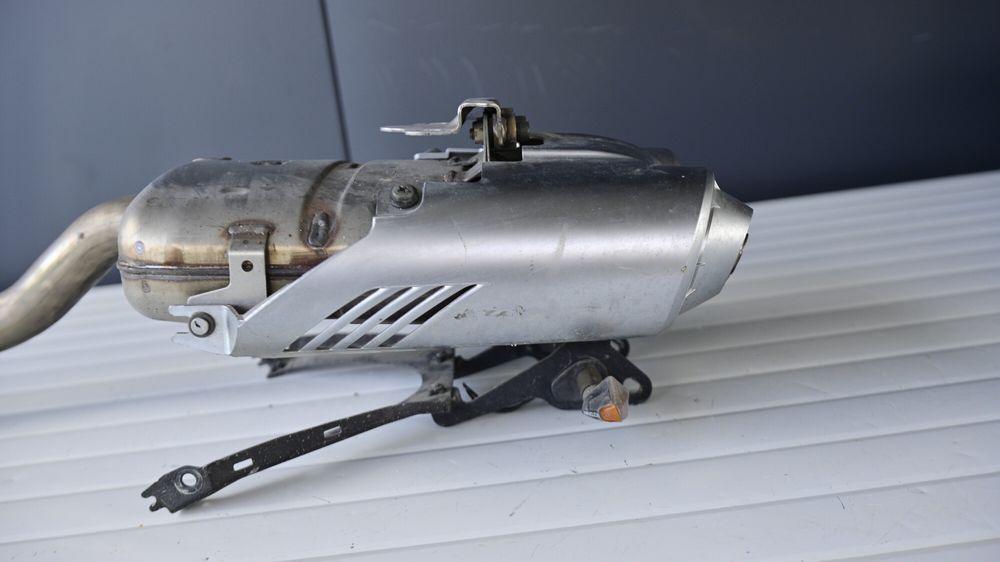 Yamaha FZ6 2004 2009 Toba de evacuare originala