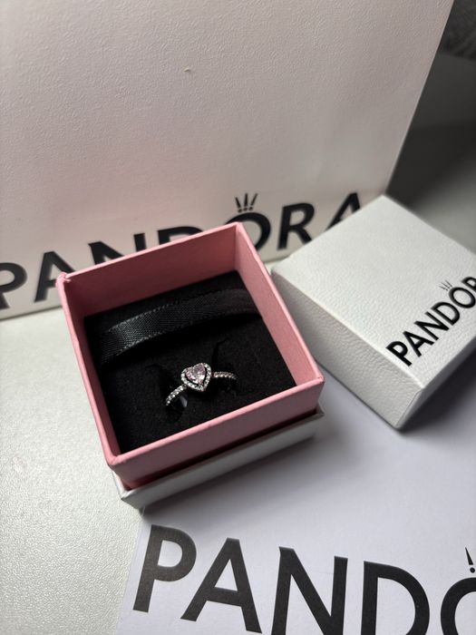 inel pandora argintiu piatra roz