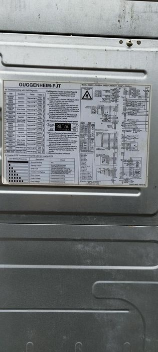 Продавам хладилник Samsung - двукрилен