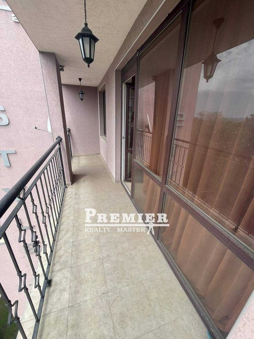 Продава се Двустаен апартамент в к.к. Слънчев бряг - 73 кв.м за 987 €/кв.м - Снимка #2