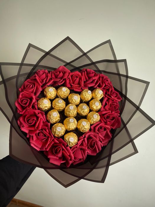 Букети от фоамени рози !!