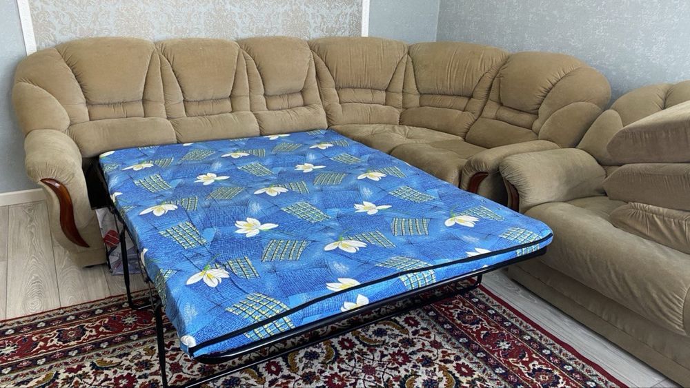 Угловой диван+мини диван