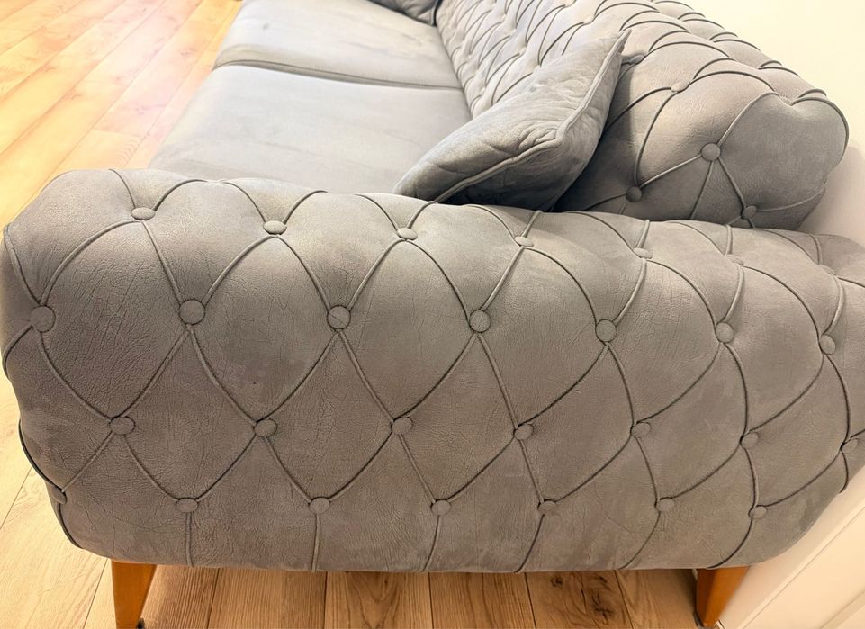 Canapea  fixa 3 licuri + fotoliu.