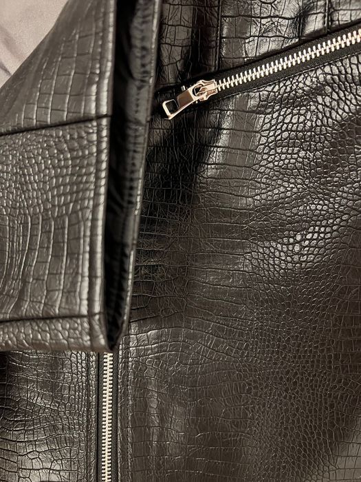 Черна кожена пола