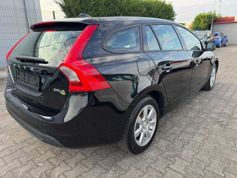Volvo V60 DRIVe - An 2011 - 1.6 D2 115Cp Euro 5 - City Safety