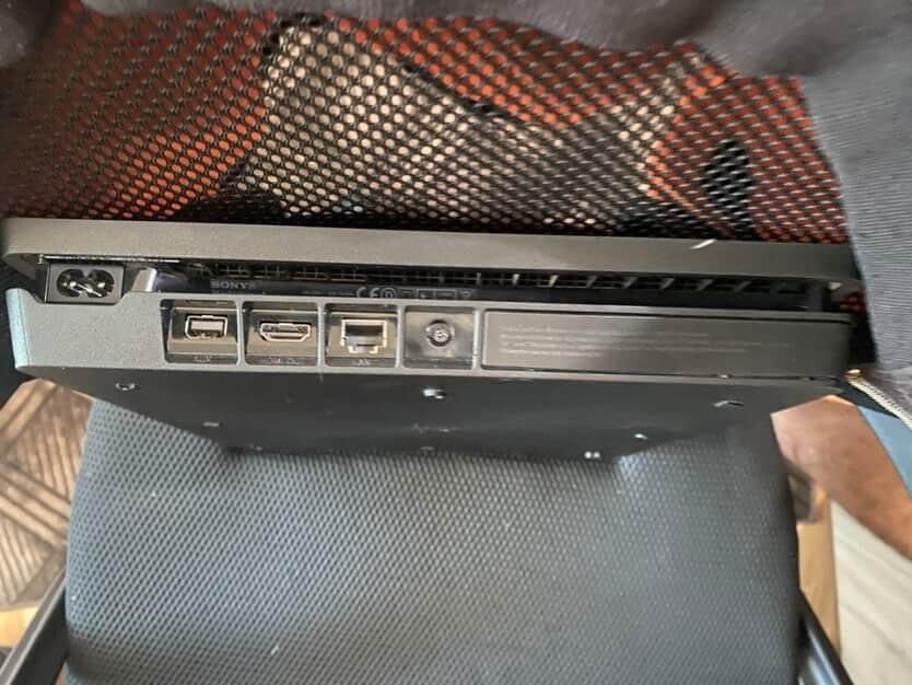 PlayStation Slim 4