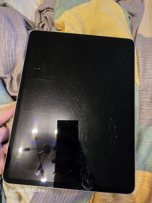 iPad 11pro M2 12.9