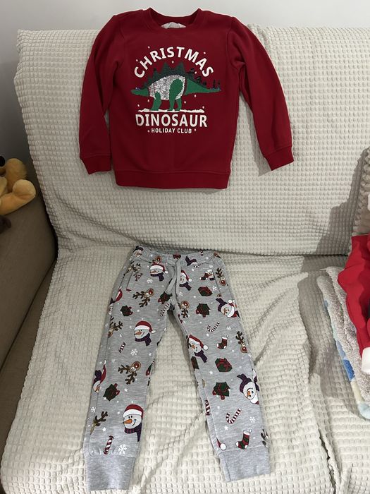 Costum si hainite Craciun