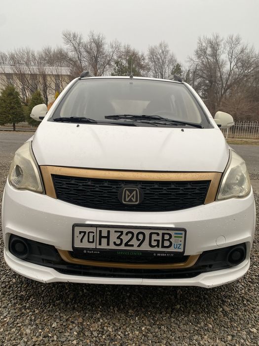 E100 elektromobil sotiladi