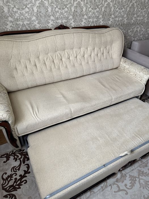 Диван раскладной и кресло