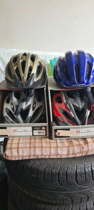 4 casti de bicicleta