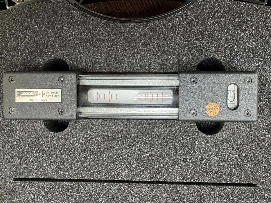Нивелири Roeckle =0.1 mm/m , =.0012"/foot