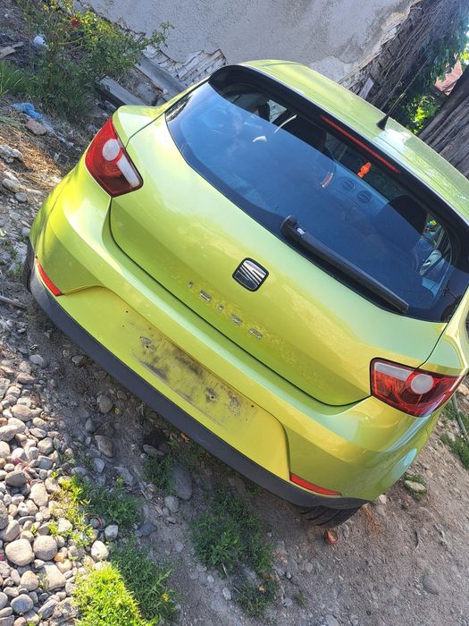 Vând sau schimb seat ibiza