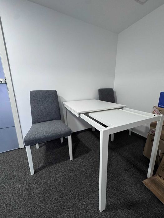 Masa Extensibila si Scaune IKEA – Impecabil