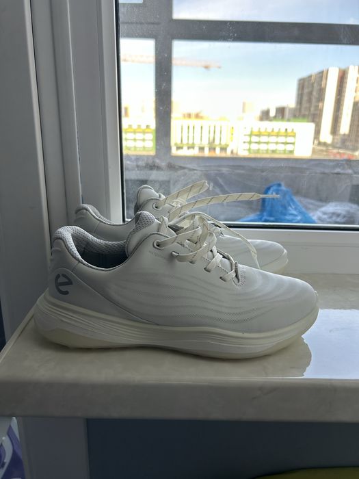 Ecco кросовки, абсолютно новые