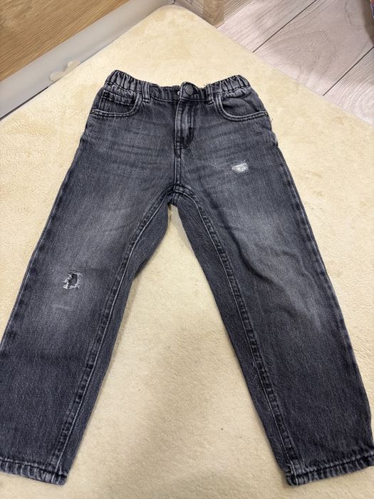 Дънки и карго панталон Zara