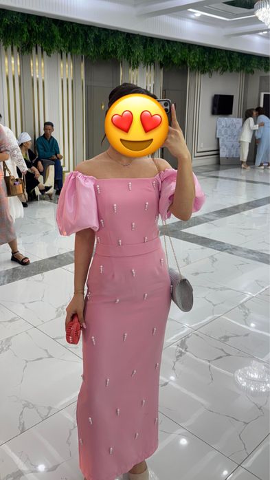 Платье Вечерние продаётся