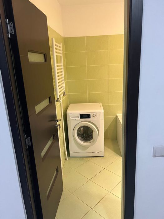 Inchiriez garsoniera la 7 minute de metrou Dimitrie Leonida