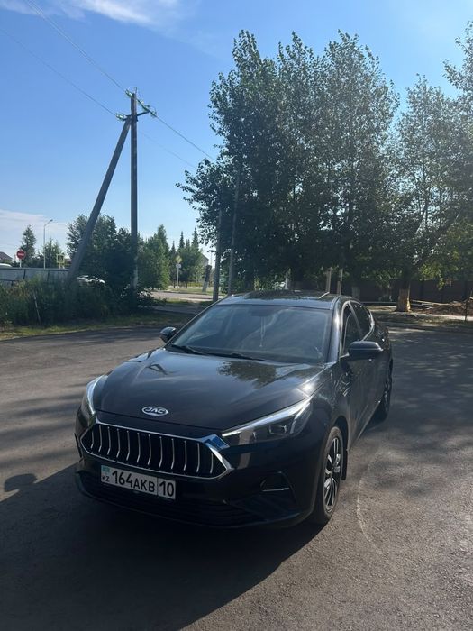 Продам машина Jac j7