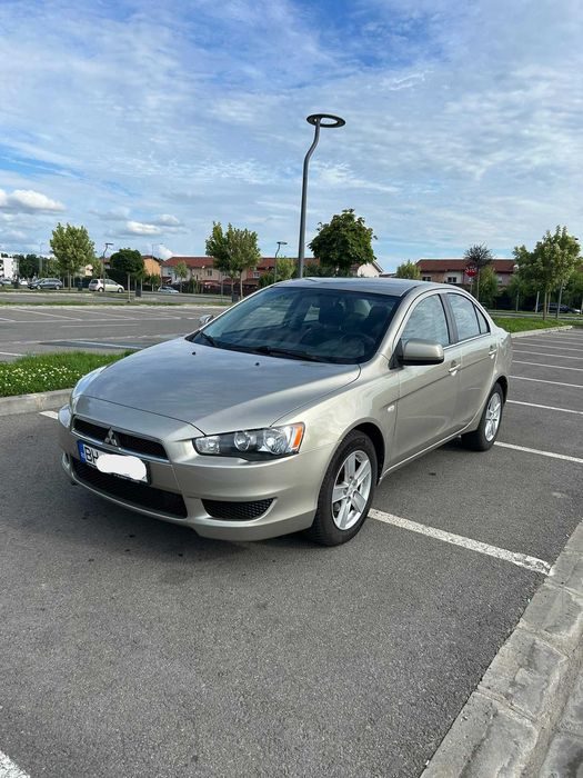 Mitsubishi Lancer